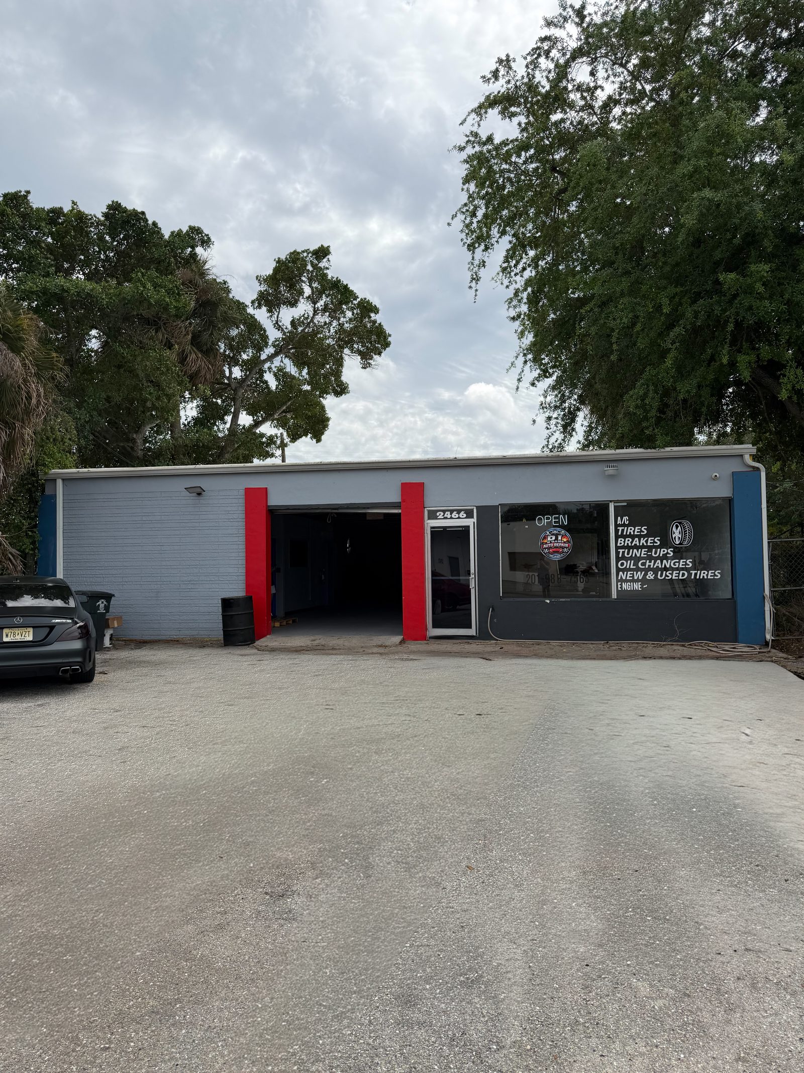 R&I Auto Repair shop exterior at 2466 Lafayette St, Fort Myers, FL